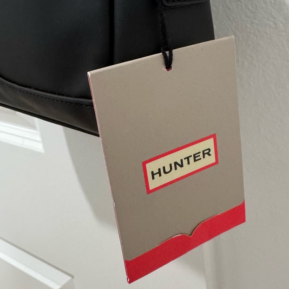 Hunter Black Crossbody Bag - Picture 6 of 8